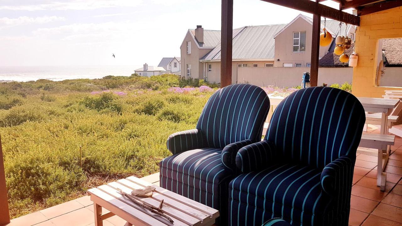 West Coast Seaside Getaway Hotel Grotto Bay Exterior foto