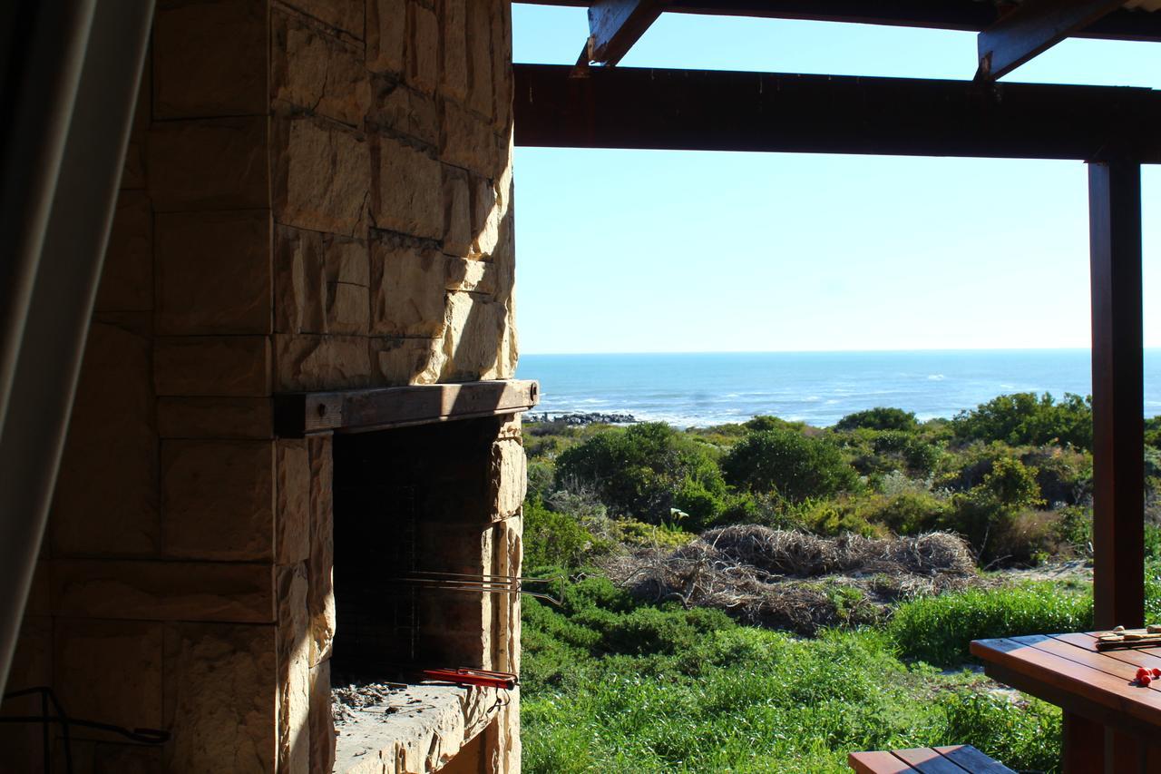 West Coast Seaside Getaway Hotel Grotto Bay Exterior foto